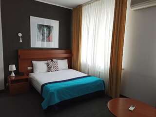 Отель Mika City Hotel Алматы Стандартный двухместный номер с 1 кроватью-1